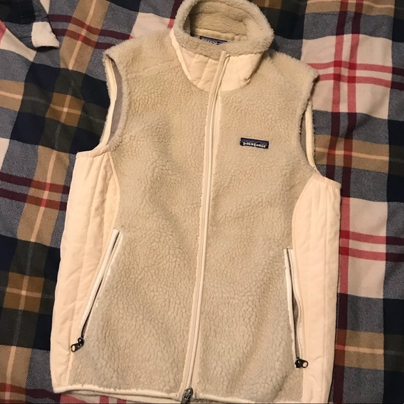 Patagonia Jackets & Blazers - Patagonia Synchilla Vest - Cream/Tan